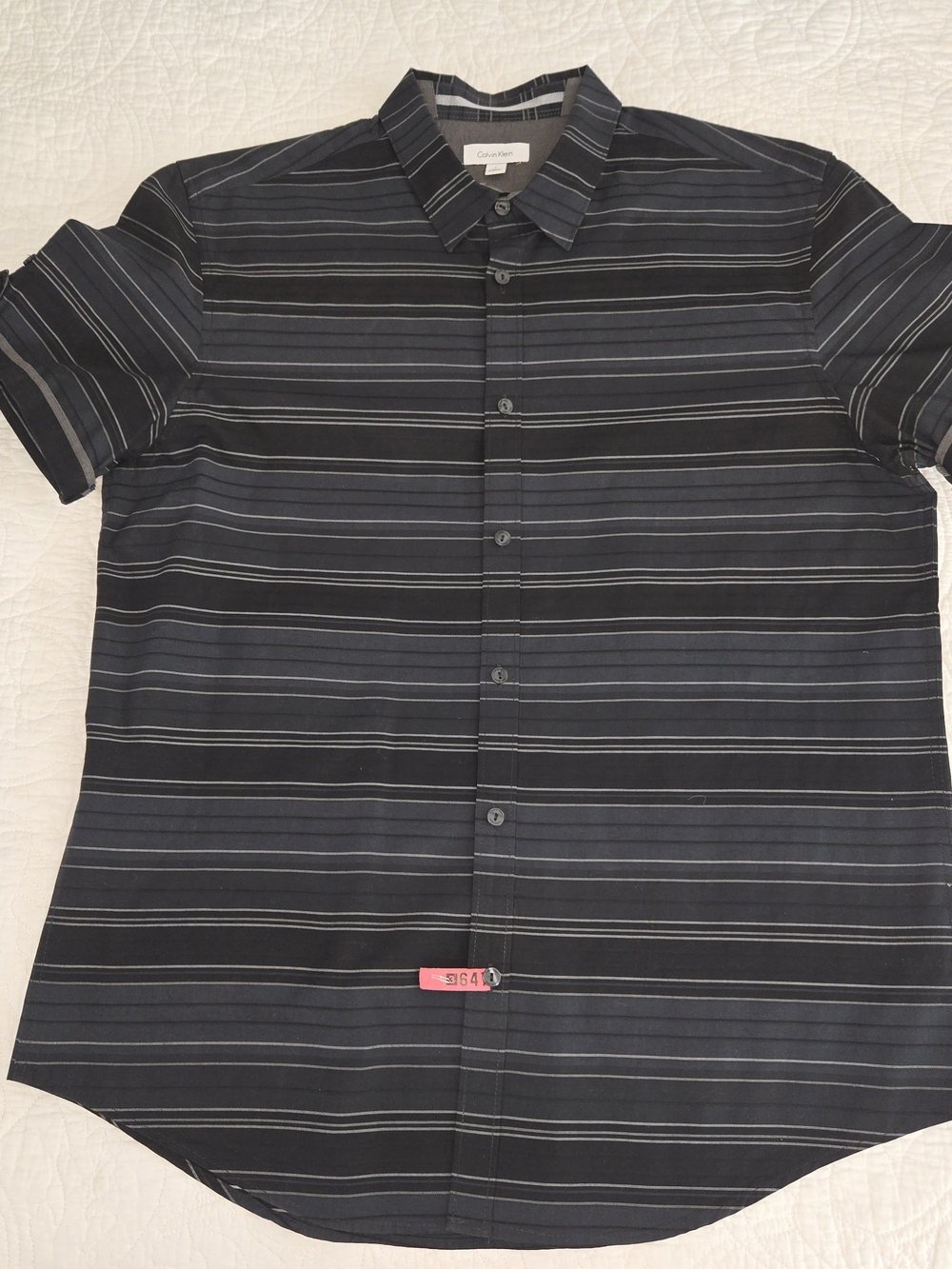 Calvin Klein Men's Short Sleeve Button Down LARGE Black Stripes Modern Casual